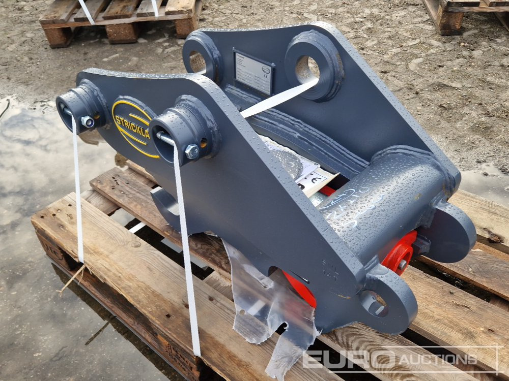 Unused Strickland S-Lock Coupler to suit Hitachi ZX130 - Attache rapide: photos 4 Unused Strickland S-Lock Coupler to suit Hitachi ZX130 - Attache rapide: photos 4