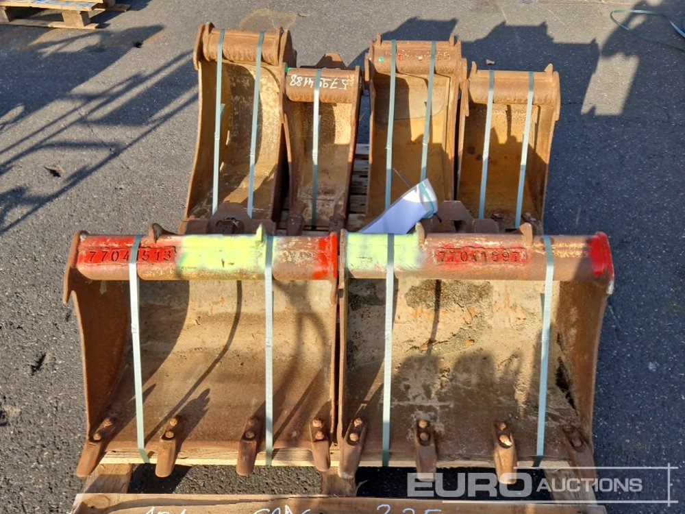 Various Digging Buckets, ARDEN to suit 2-5 Ton Excavator (6 of) - Godet: photos 5 Various Digging Buckets, ARDEN to suit 2-5 Ton Excavator (6 of) - Godet: photos 5