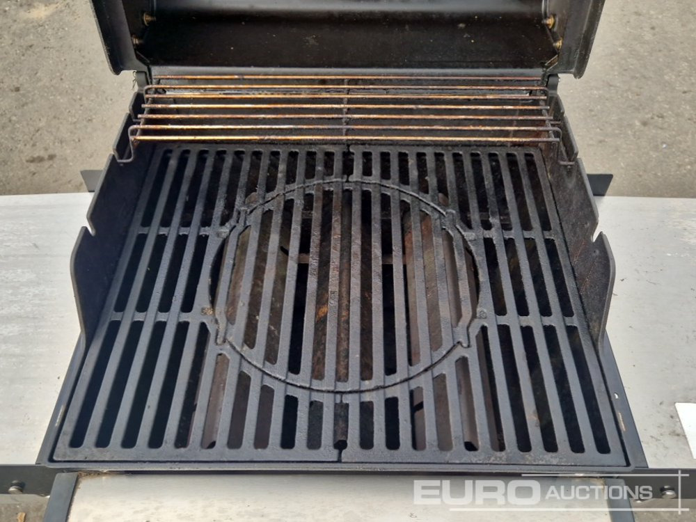 L'équipement de construction Weber Spirit Grilling Sation: photos 8