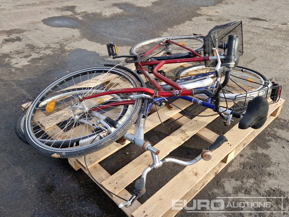 Womens Bicycles (2 of) - Équipement de garage: photos 2 Womens Bicycles (2 of) - Équipement de garage: photos 2