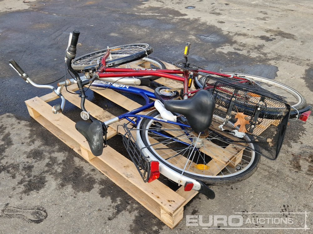 Womens Bicycles (2 of) - Équipement de garage: photos 3 Womens Bicycles (2 of) - Équipement de garage: photos 3