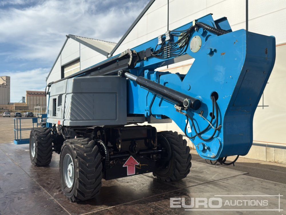 2005 Haulotte HA32PX - Nacelle: photos 3 2005 Haulotte HA32PX - Nacelle: photos 3