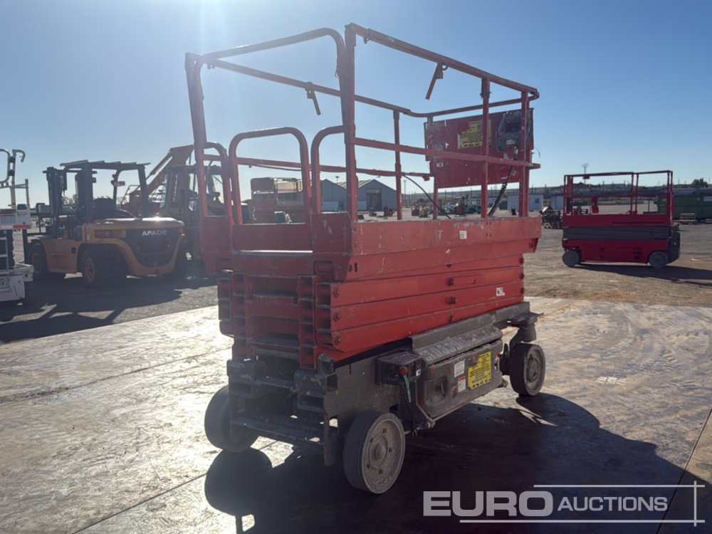 2007 JLG 3246ES - Nacelle: photos 5 2007 JLG 3246ES - Nacelle: photos 5