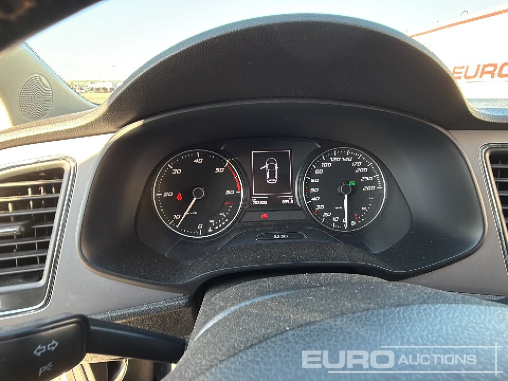 Voiture 2018 Seat LEON XPERIENCE: photos 24 Voiture 2018 Seat LEON XPERIENCE: photos 24