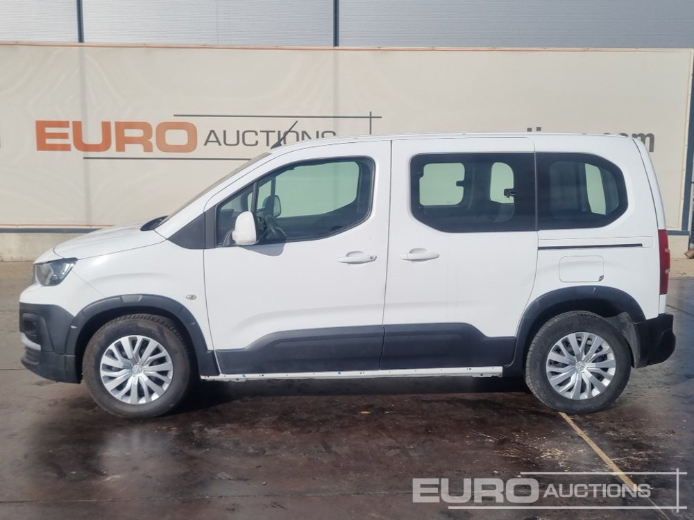 2021 Peugeot RIFTER - Transport de personnes, Utilitaire double cabine: photos 2 2021 Peugeot RIFTER - Transport de personnes, Utilitaire double cabine: photos 2