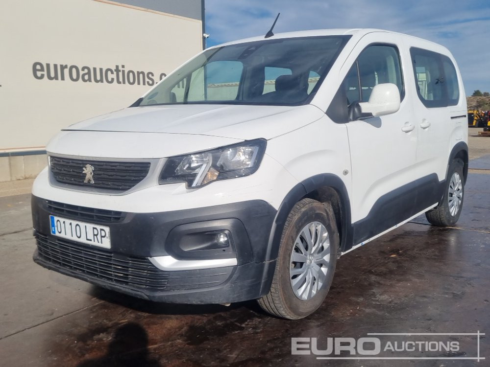 2021 Peugeot RIFTER - Transport de personnes, Utilitaire double cabine: photos 1 2021 Peugeot RIFTER - Transport de personnes, Utilitaire double cabine: photos 1