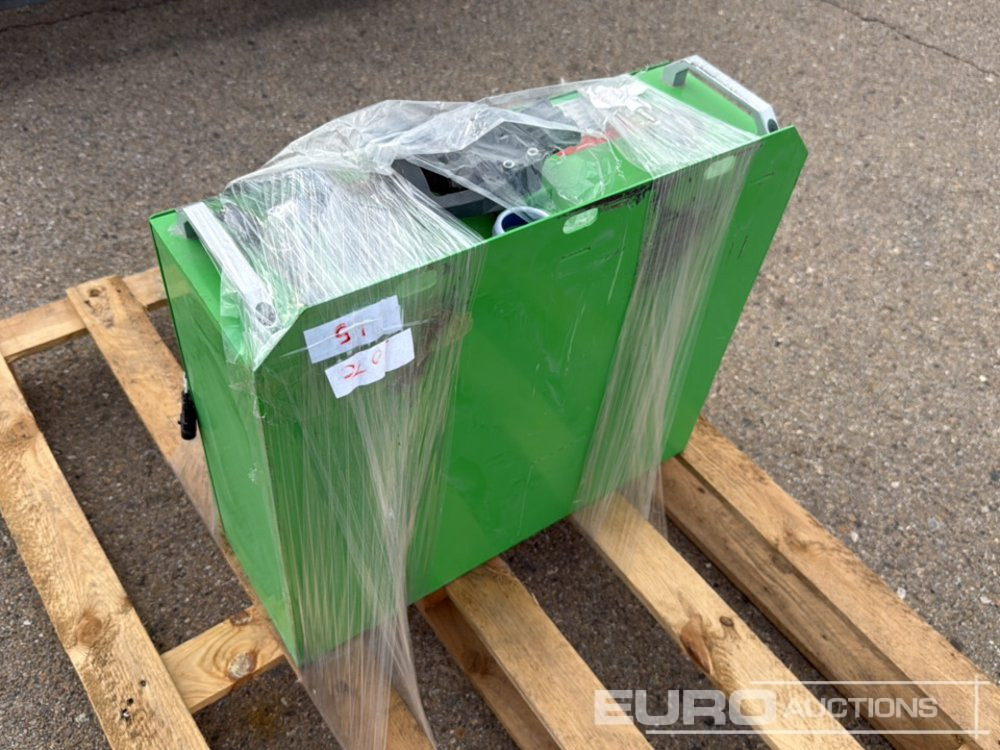 Li-Ion LFP - L'équipement de construction: photos 3 Li-Ion LFP - L'équipement de construction: photos 3