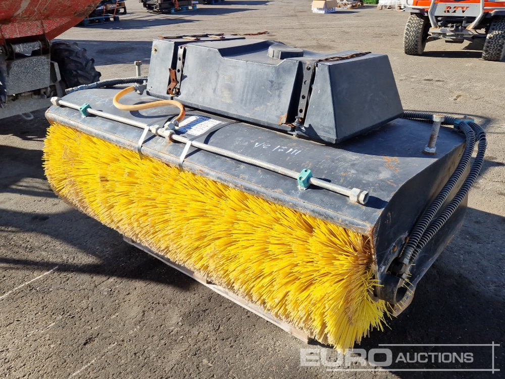 OPTIMAL Pulcra Sweeper - Matériel de manutention: photos 2 OPTIMAL Pulcra Sweeper - Matériel de manutention: photos 2