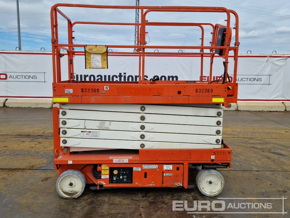 Snorkel S3246E - Nacelle: photos 2 Snorkel S3246E - Nacelle: photos 2