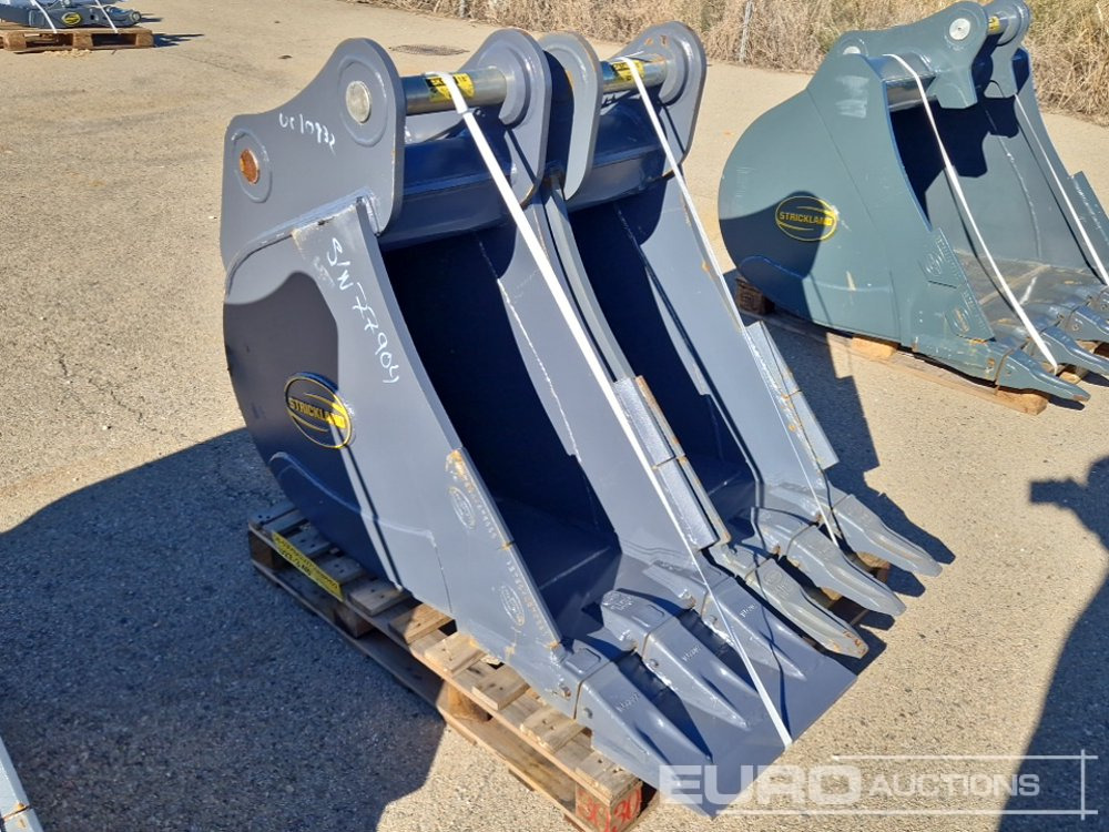 Strickland BT13 - Godet: photos 3 Strickland BT13 - Godet: photos 3