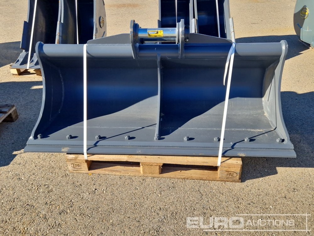 Strickland DB13 - Godet: photos 2 Strickland DB13 - Godet: photos 2