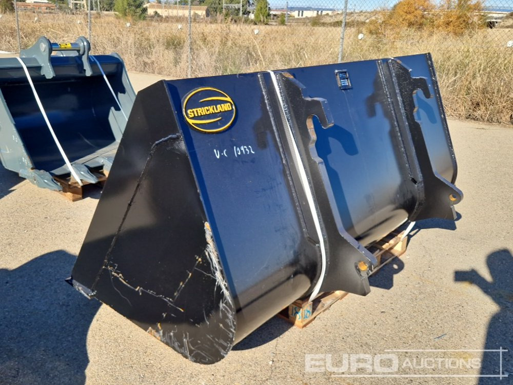 Strickland TH-THB - Godet: photos 3 Strickland TH-THB - Godet: photos 3