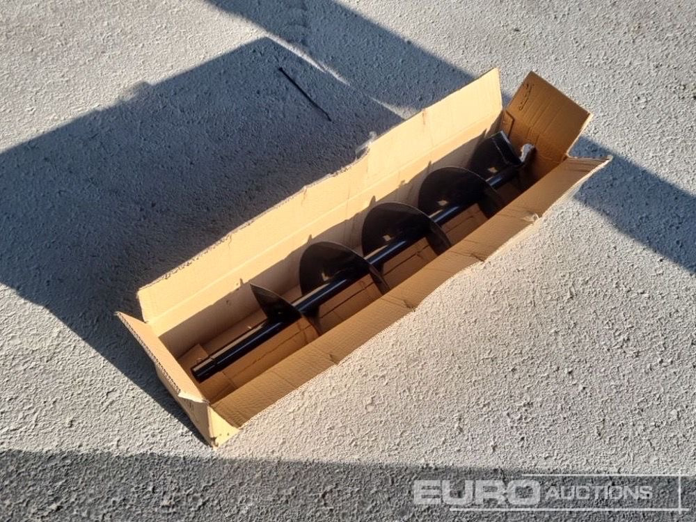 Unused Daewoo 200x1000mm Drill to suit Daewoo DAEA520-B Earth Auger (2 of) / Barrena para ahoyadora - L'équipement de construction: photos 2 Unused Daewoo 200x1000mm Drill to suit Daewoo DAEA520-B Earth Auger (2 of) / Barrena para ahoyadora - L'équipement de construction: photos 2