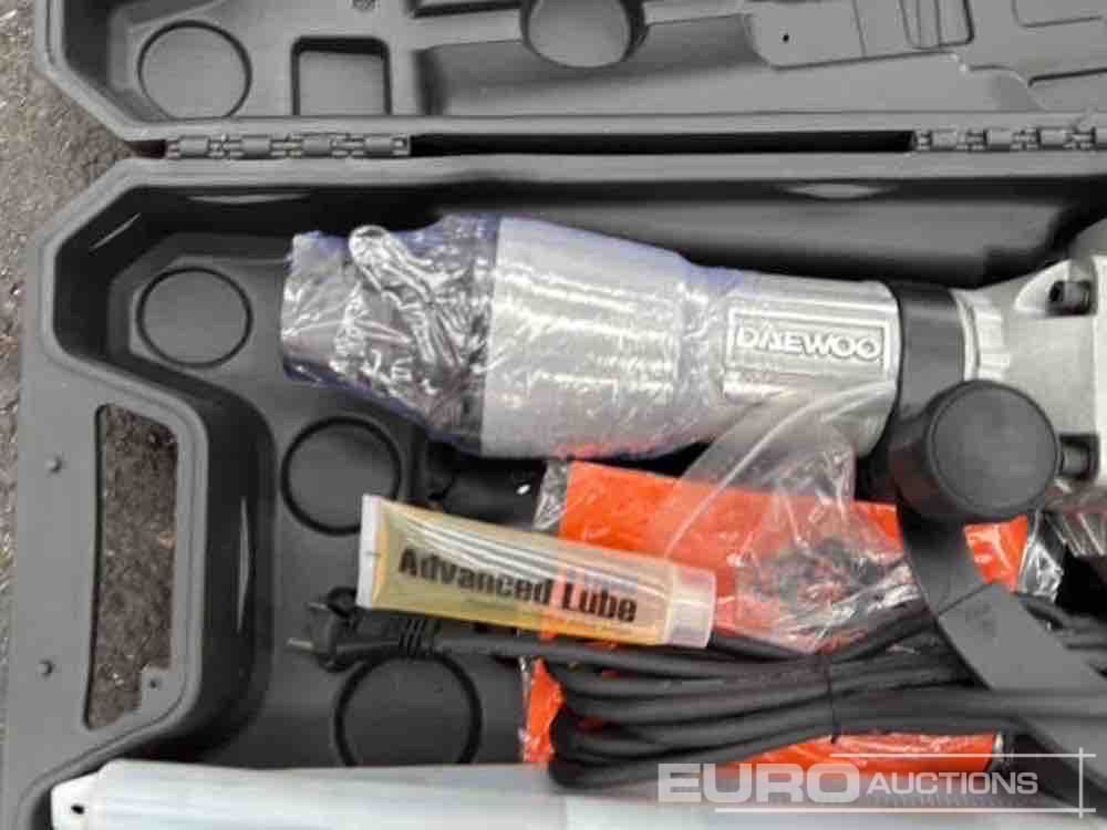 Unused Daewoo DADH30B - Équipement de garage: photos 5 Unused Daewoo DADH30B - Équipement de garage: photos 5