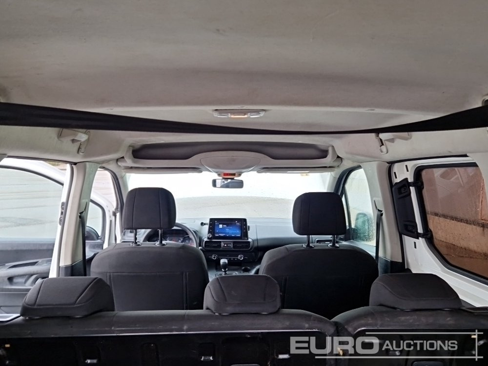 Véhicule utilitaire 2022 Toyota Proace City: photos 37
