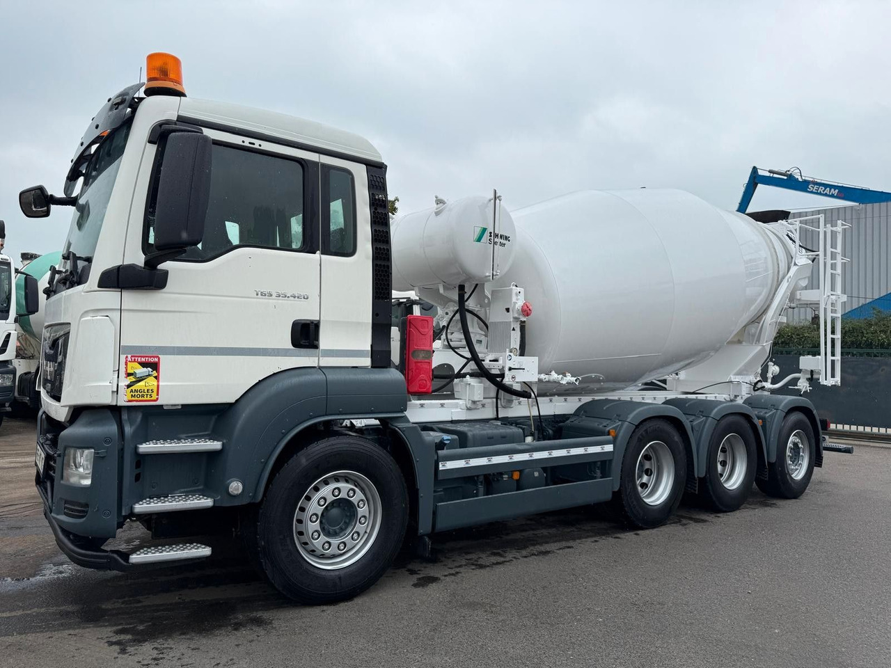 MAN TGS 35.420 - Camion malaxeur: photos 3 MAN TGS 35.420 - Camion malaxeur: photos 3