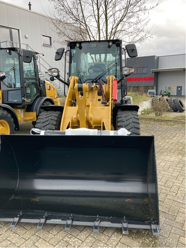 Caterpillar 906 - Chargeuse sur pneus: photos 5 Caterpillar 906 - Chargeuse sur pneus: photos 5