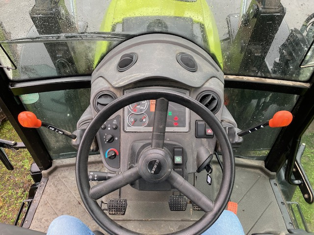 Claas Axos 310 - Tracteur agricole: photos 3 Claas Axos 310 - Tracteur agricole: photos 3