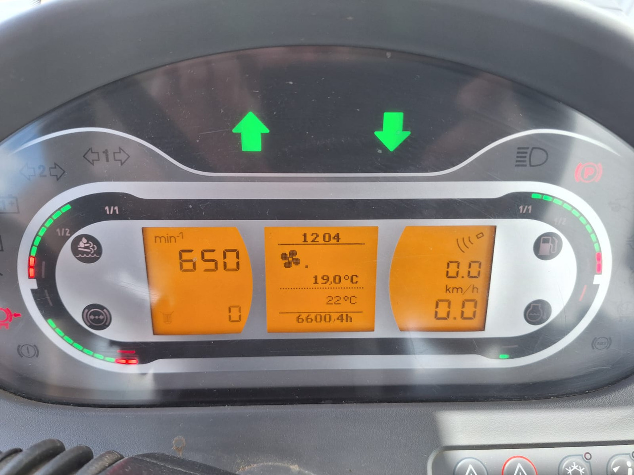 Fendt 1042 Vario S4 ProfiPlus - Tracteur agricole: photos 2 Fendt 1042 Vario S4 ProfiPlus - Tracteur agricole: photos 2