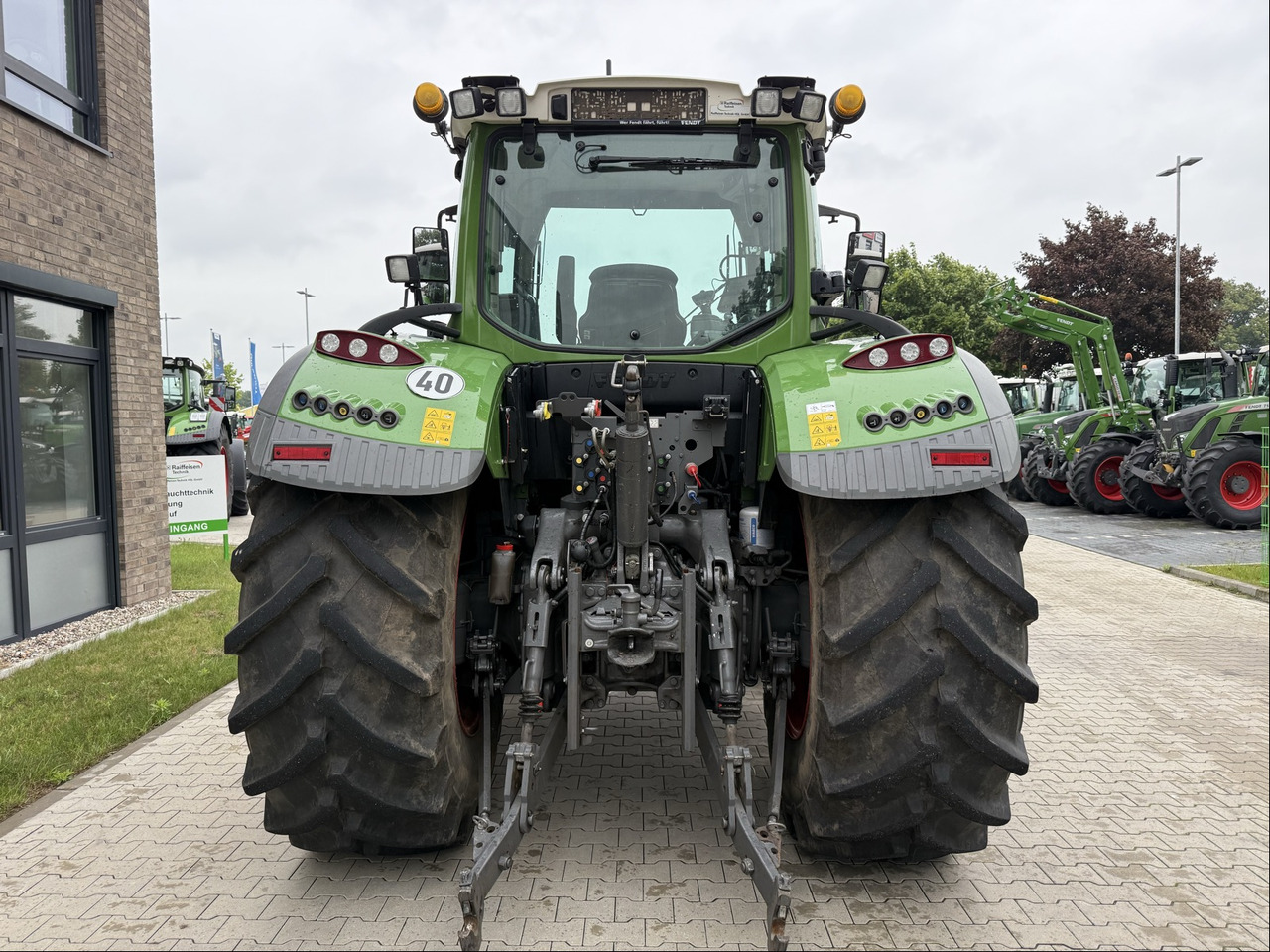 Fendt 720 Vario S4 ProfiPlus FZW RTK - Tracteur agricole: photos 2 Fendt 720 Vario S4 ProfiPlus FZW RTK - Tracteur agricole: photos 2