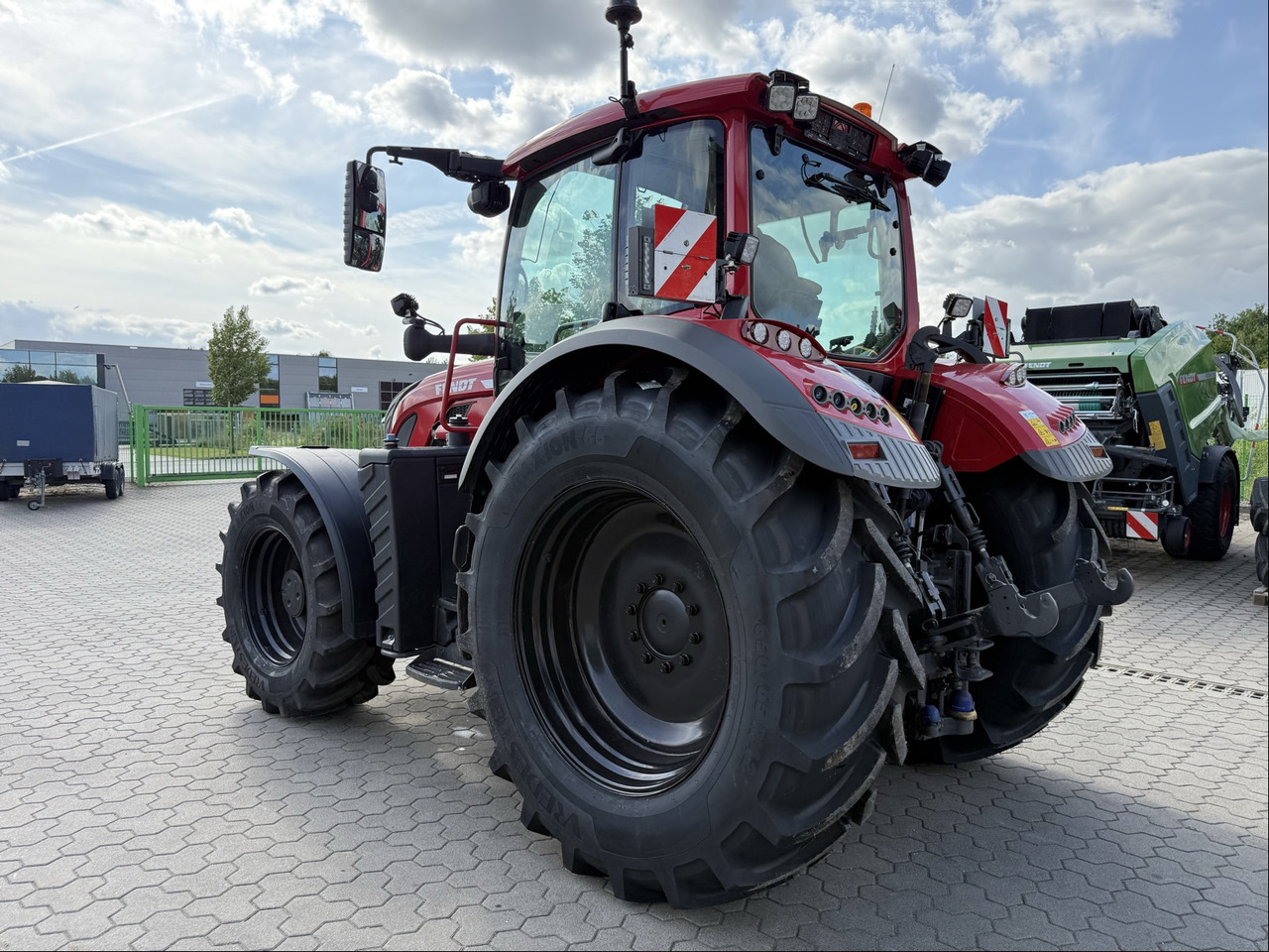 Fendt 724 Vario Gen6 ProfiPlus - Tracteur agricole: photos 4 Fendt 724 Vario Gen6 ProfiPlus - Tracteur agricole: photos 4