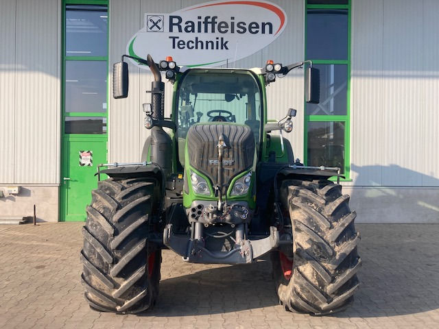 Tracteur agricole Fendt 724 Vario S4 ProfiPlus: photos 11