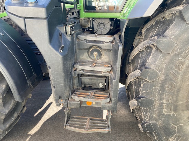 Tracteur agricole Fendt 826 Vario S4 Profi: photos 9 Tracteur agricole Fendt 826 Vario S4 Profi: photos 9