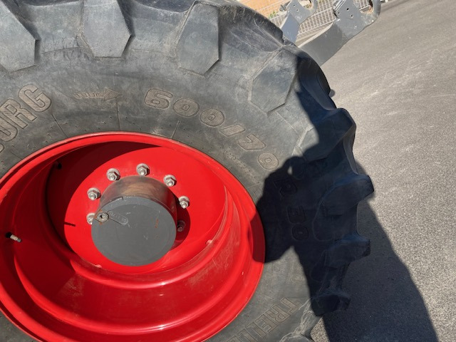 Tracteur agricole Fendt 826 Vario S4 Profi: photos 8 Tracteur agricole Fendt 826 Vario S4 Profi: photos 8