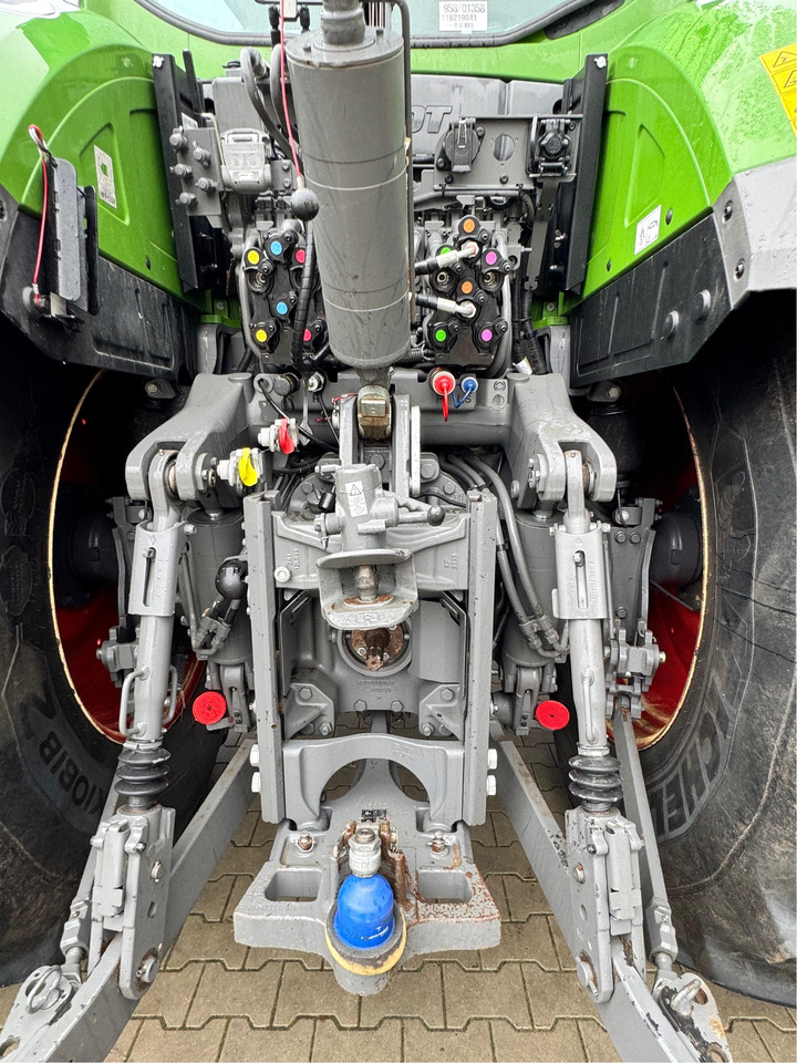 Fendt 933 Vario Gen6 Profi Plus - Tracteur agricole: photos 4 Fendt 933 Vario Gen6 Profi Plus - Tracteur agricole: photos 4