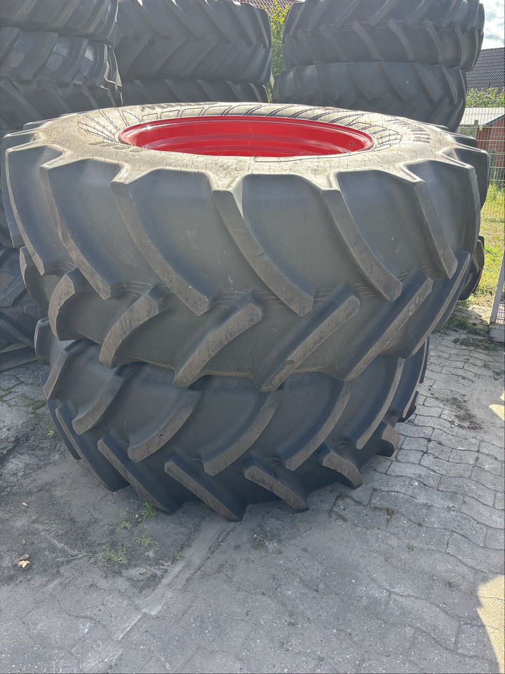 Fendt Mitas 710/70R38 600/65R28 - Pneus et jantes: photos 1 Fendt Mitas 710/70R38 600/65R28 - Pneus et jantes: photos 1