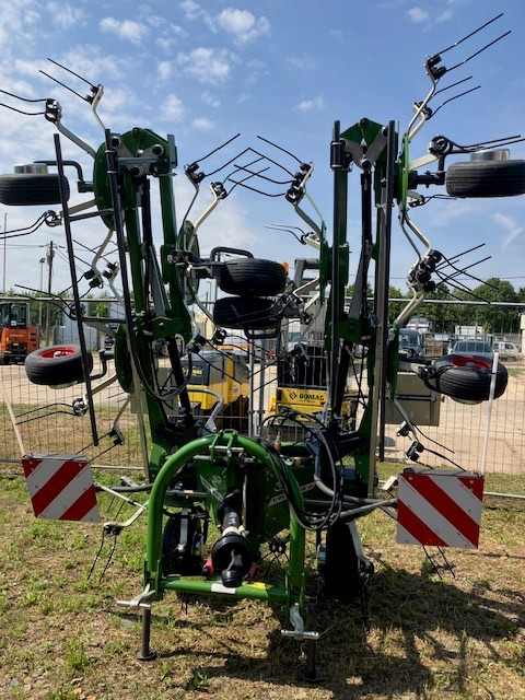 Fendt Twister 8608 DN - Faneuse: photos 1 Fendt Twister 8608 DN - Faneuse: photos 1