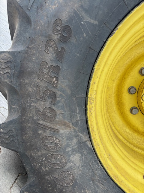 John Deere 6210 R - Tracteur agricole: photos 4 John Deere 6210 R - Tracteur agricole: photos 4