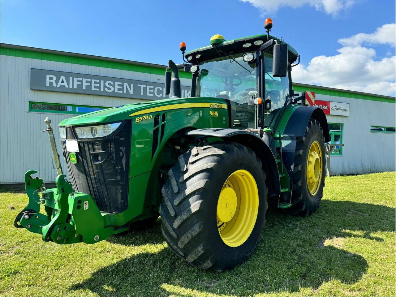 John Deere 8370 R - Tracteur agricole: photos 1 John Deere 8370 R - Tracteur agricole: photos 1