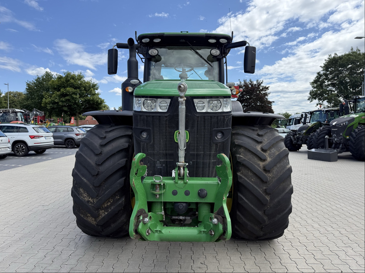 John Deere 8370R PowerShift - Tracteur agricole: photos 4 John Deere 8370R PowerShift - Tracteur agricole: photos 4