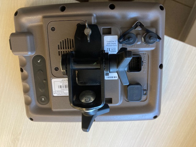 John Deere Terminal 2630 Greenstar - Tracteur agricole: photos 2 John Deere Terminal 2630 Greenstar - Tracteur agricole: photos 2