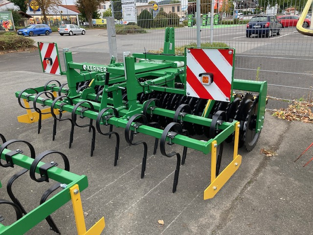 Kerner Frontpacker FP 300 - Rouleau agricole: photos 1 Kerner Frontpacker FP 300 - Rouleau agricole: photos 1