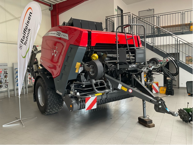 Massey Ferguson 4160 V P-W-Kombi 25 Messer - Matériel de fenaison: photos 1 Massey Ferguson 4160 V P-W-Kombi 25 Messer - Matériel de fenaison: photos 1