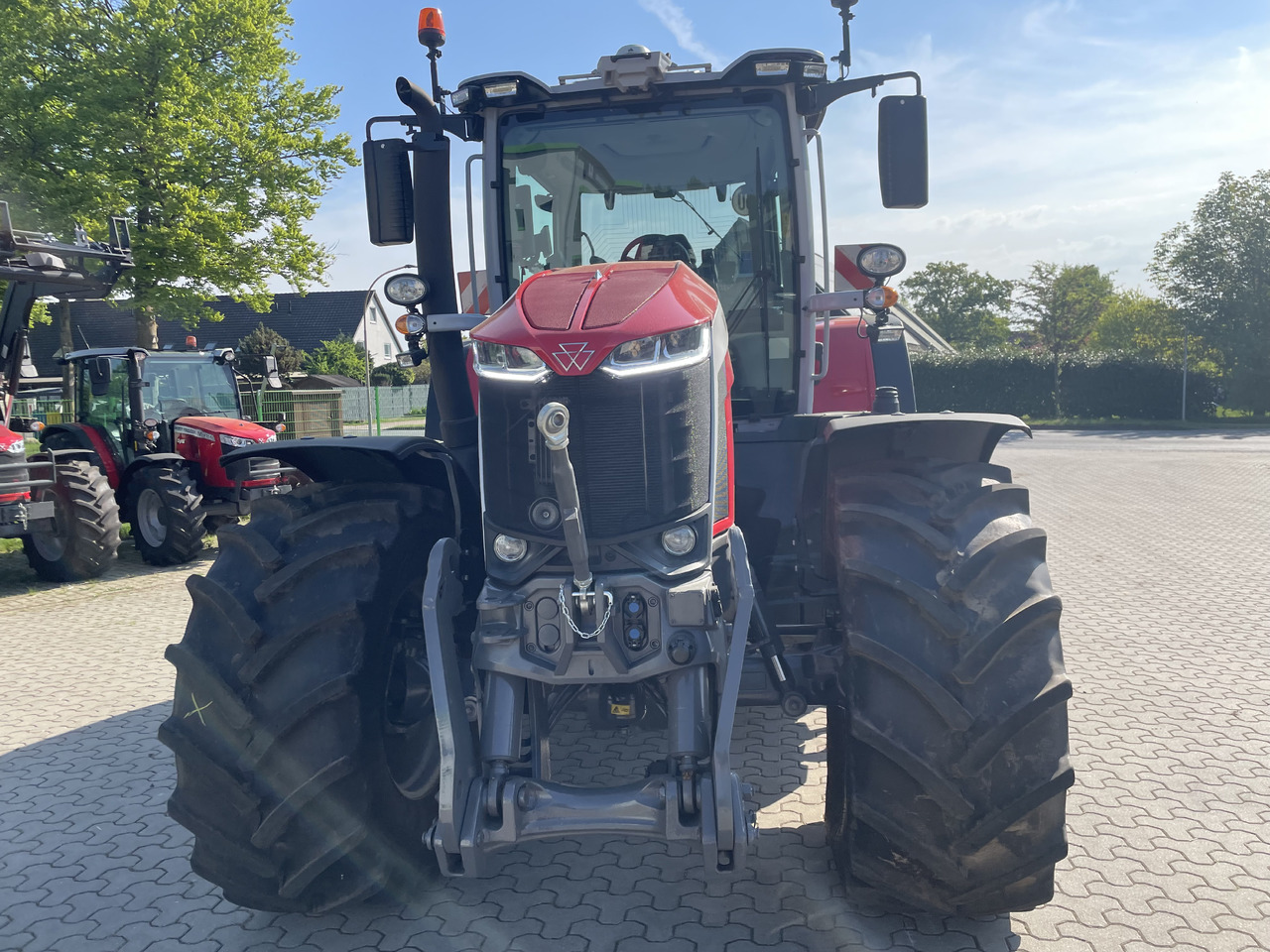 Massey Ferguson 8S.265 Dyna-VT EXCLUSIVE - Tracteur agricole: photos 2 Massey Ferguson 8S.265 Dyna-VT EXCLUSIVE - Tracteur agricole: photos 2