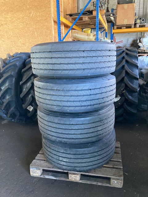 Remorque neuf Brantner Räder 4x 385/65 R22.5 LKW neu: photos 1