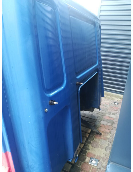 DAF CF65 CF75 CF85 Euro 3 - Cabine et intérieur pour Camion: photos 4 DAF CF65 CF75 CF85 Euro 3 - Cabine et intérieur pour Camion: photos 4