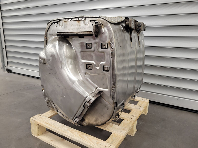 DAF XF106 CF86 E6 NEW PARTS INSIDE! WARRANTY - Catalyseur pour Camion: photos 1 DAF XF106 CF86 E6 NEW PARTS INSIDE! WARRANTY - Catalyseur pour Camion: photos 1