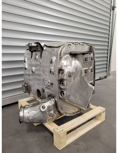 DAF XF106 CF86 E6 NEW PARTS INSIDE! WARRANTY - Catalyseur pour Camion: photos 4 DAF XF106 CF86 E6 NEW PARTS INSIDE! WARRANTY - Catalyseur pour Camion: photos 4