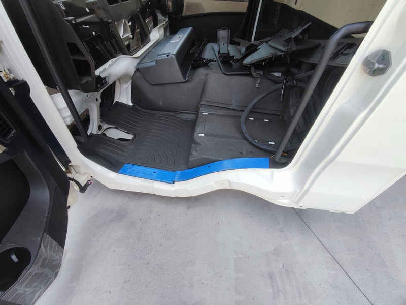 MAN TGL TGM - Cabine et intérieur pour Camion: photos 4 MAN TGL TGM - Cabine et intérieur pour Camion: photos 4