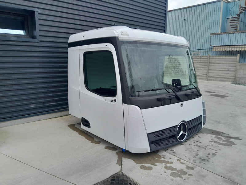Mercedes-Benz AROCS ANTOS E6 - MP4 - Cabine et intérieur pour Camion: photos 4 Mercedes-Benz AROCS ANTOS E6 - MP4 - Cabine et intérieur pour Camion: photos 4