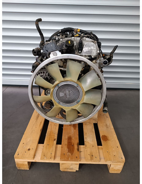 Mitsubishi CANTER FUSO 4P10 Euro 6 - Moteur pour Camion: photos 1 Mitsubishi CANTER FUSO 4P10 Euro 6 - Moteur pour Camion: photos 1