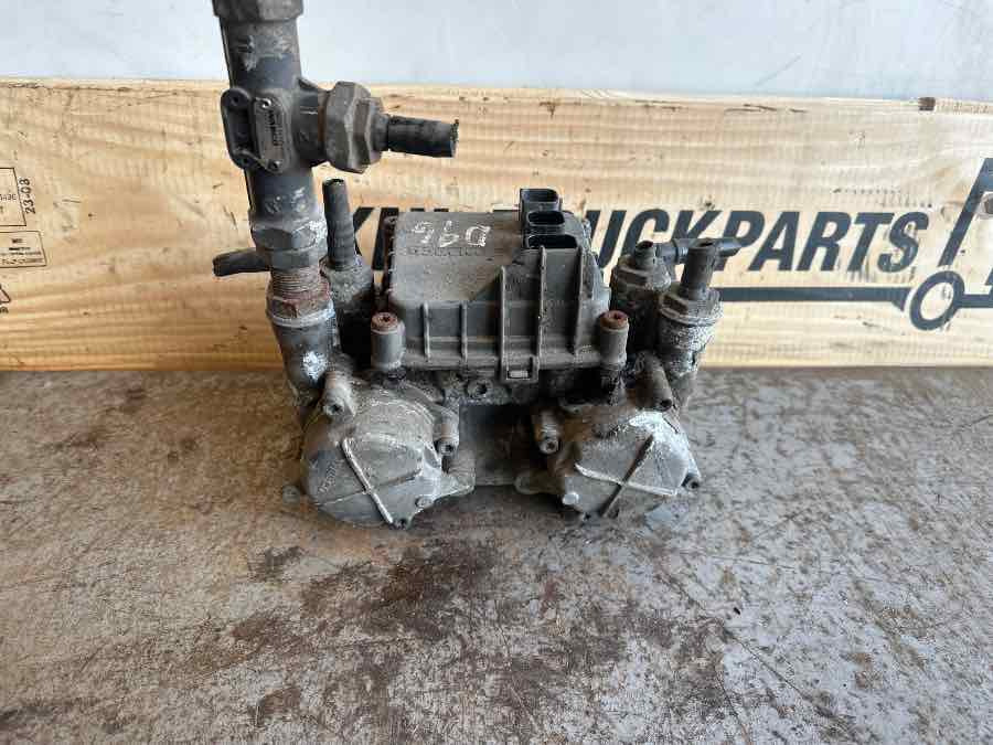 DAF MODULATOR VALVE 2047121 - Valve de frein pour Camion: photos 3 DAF MODULATOR VALVE 2047121 - Valve de frein pour Camion: photos 3