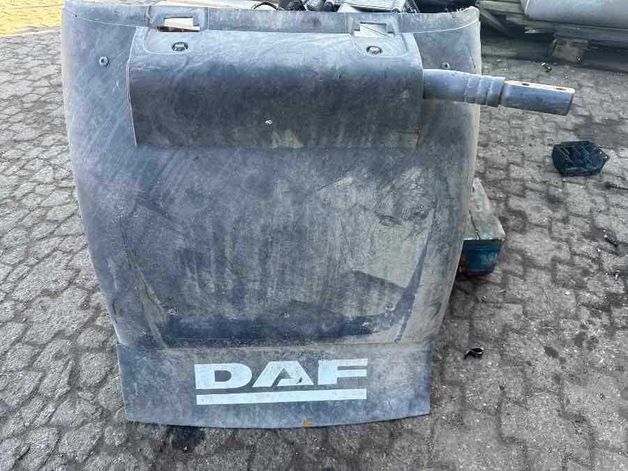 DAF MUADGUARD 1875565 - Carrosserie et extérieur pour Camion: photos 1 DAF MUADGUARD 1875565 - Carrosserie et extérieur pour Camion: photos 1