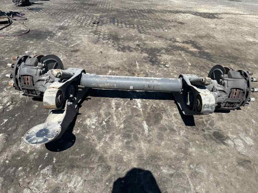 EKERI TRAILER AXLE SAF BI9-22K01 - Essieu et pièces pour Remorque: photos 1 EKERI TRAILER AXLE SAF BI9-22K01 - Essieu et pièces pour Remorque: photos 1