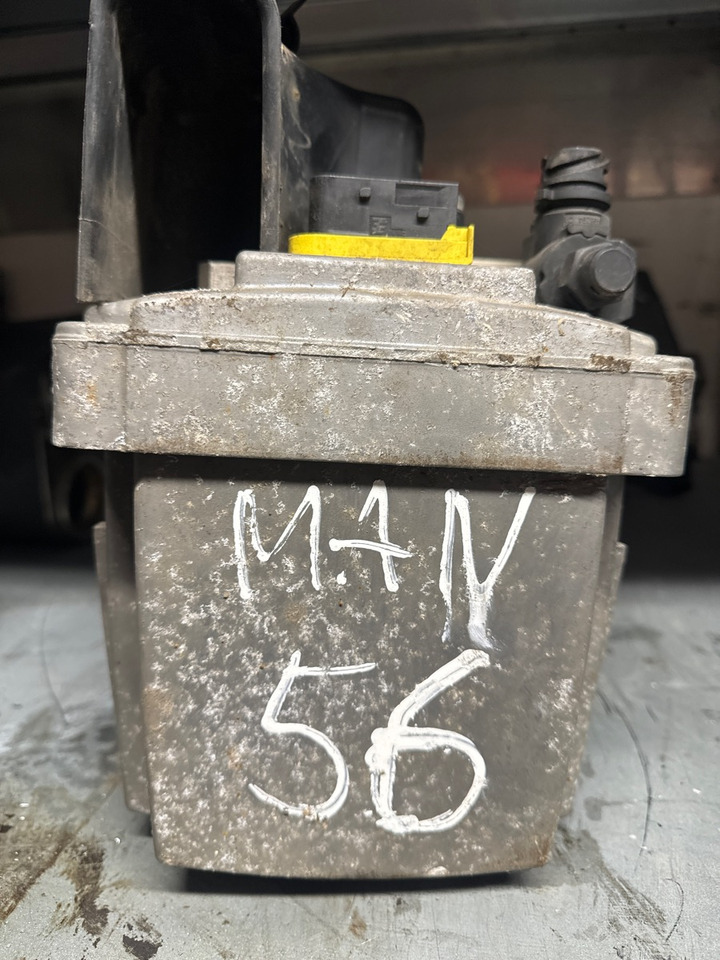 MAN ADBLUE PUMPE 81.15403-6138 - Préparation du carburant pour Camion: photos 1 MAN ADBLUE PUMPE 81.15403-6138 - Préparation du carburant pour Camion: photos 1