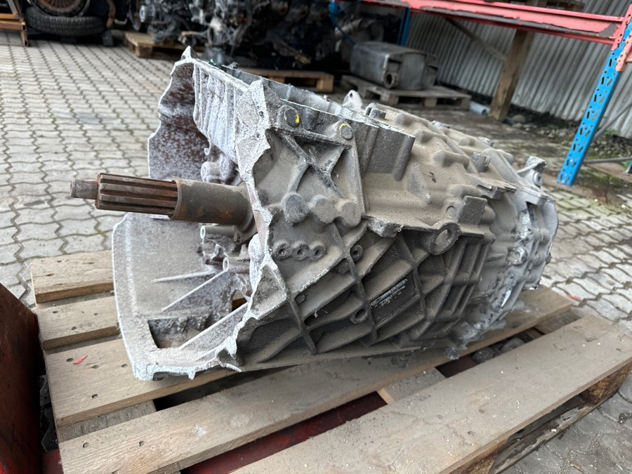 MAN GEARBOX 12AS2330TD *DAMAGE* - Boîte de vitesse pour Camion: photos 3 MAN GEARBOX 12AS2330TD *DAMAGE* - Boîte de vitesse pour Camion: photos 3